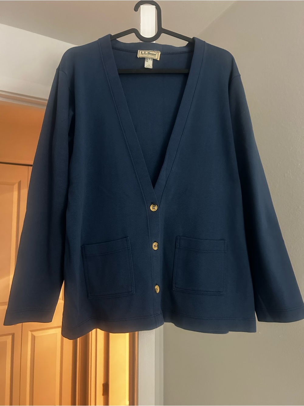 Vintage L.L Bean Navy V-Neck Button Front Women's Cardigan Sweater - Picture 2 of 7